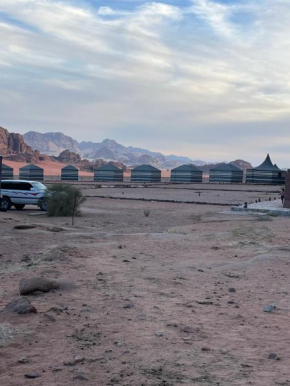 al-qatar mountain camp